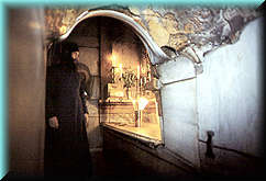 A view of the sepulchral chamber
